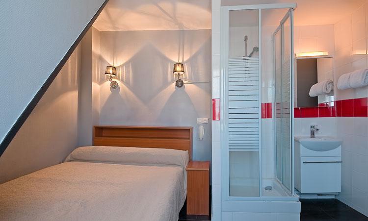 Hotel Saint Quentin Париж Екстер'єр фото
